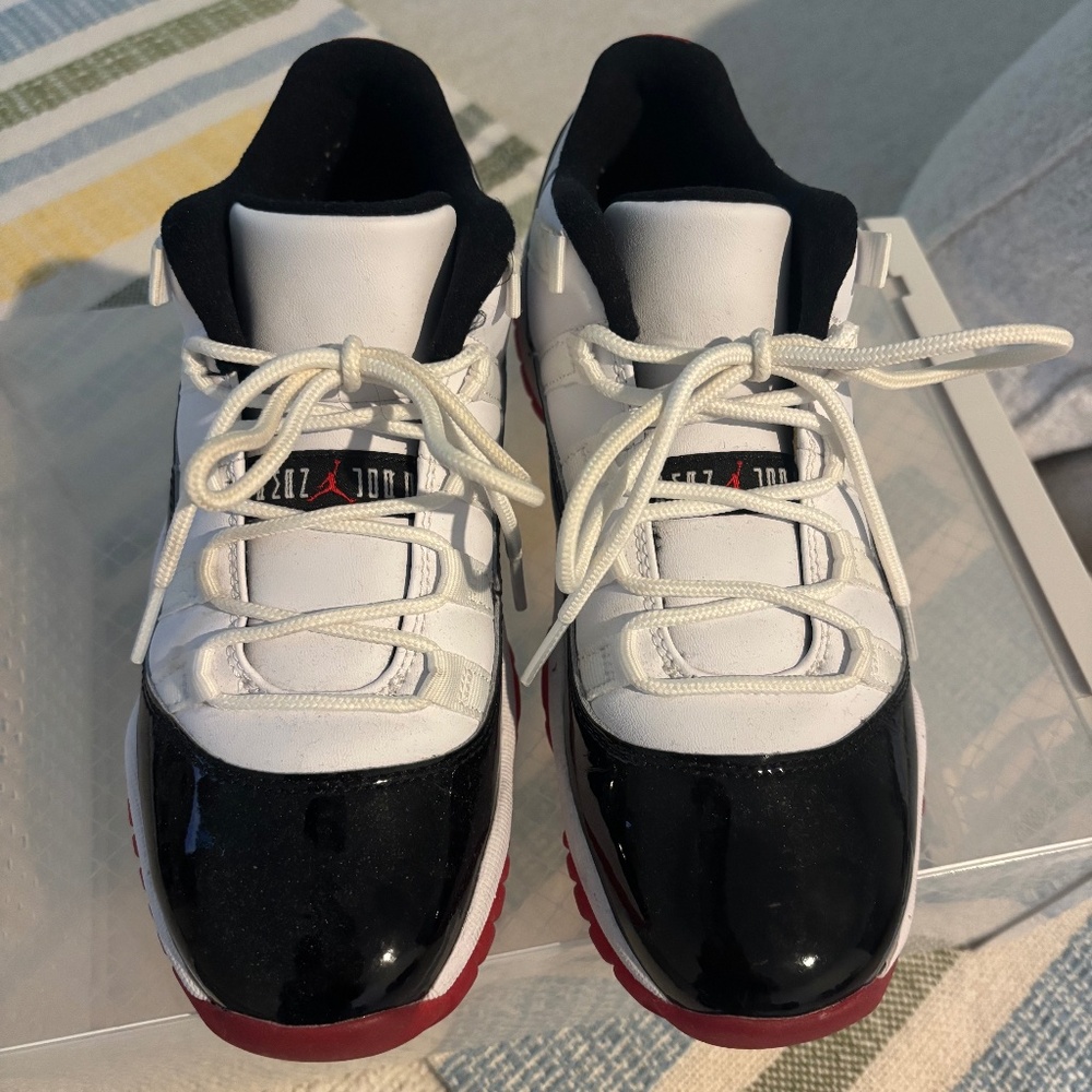 Jordan 11 Concord Bred Low men’s 5.5/womens 7